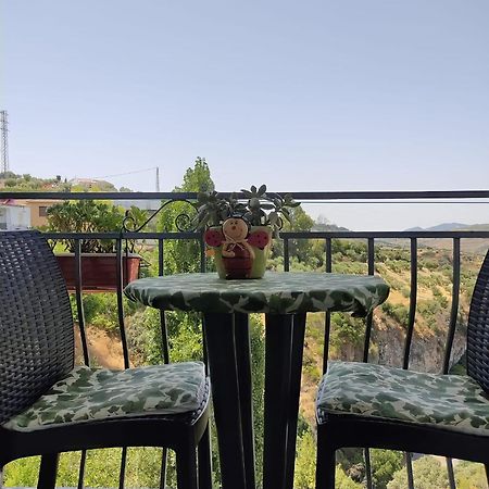 דירות Setenil De Las Bodegas Casa Primavera מראה חיצוני תמונה
